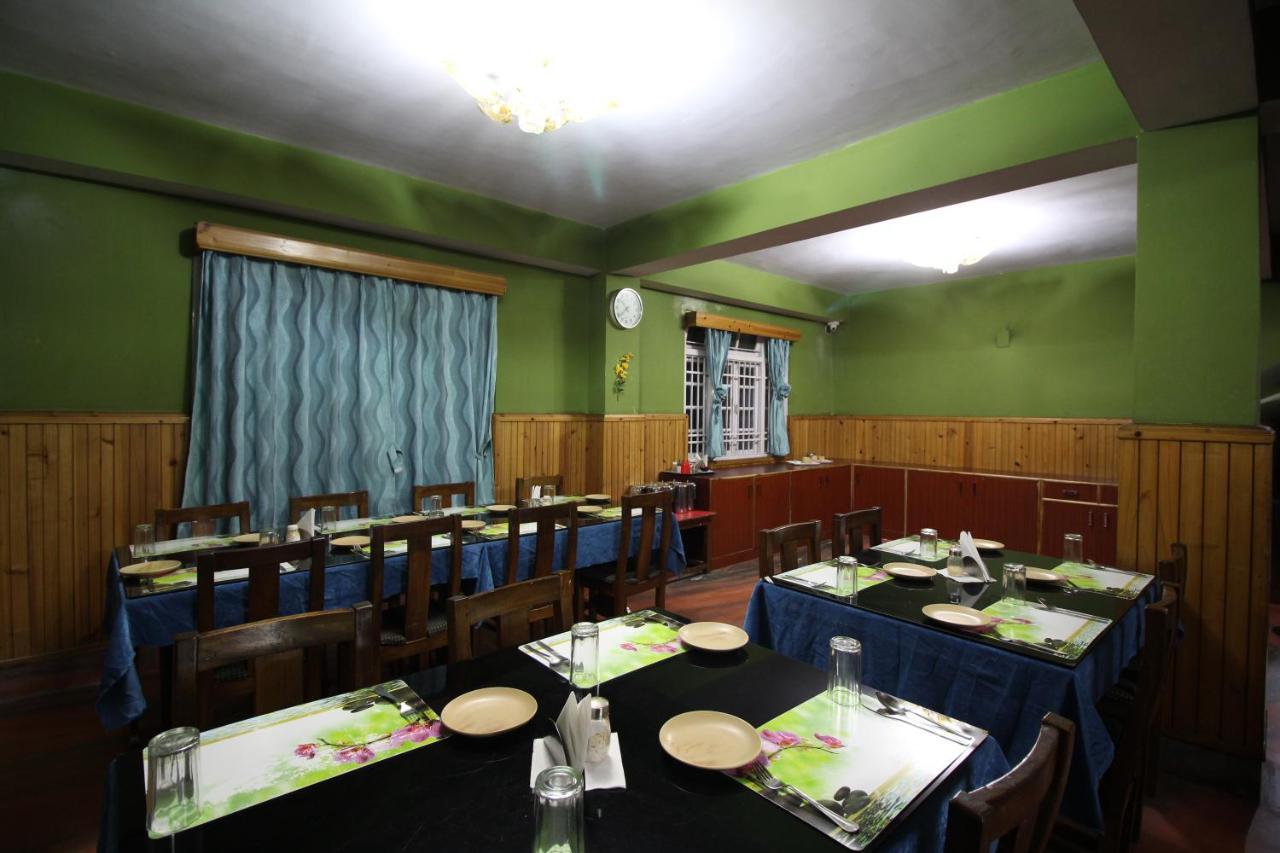 Delight The Touristo Hotel Pelling Exterior photo